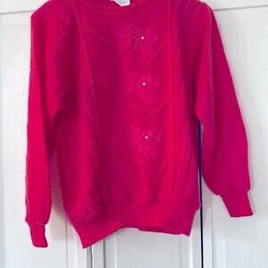 Vintage 80s sweater. Size M